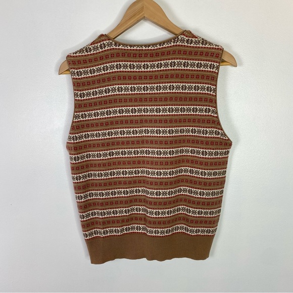 Vintage Lizsport Tan and Red Patterned Sweater Vest Size Small - Picture 4 of 6